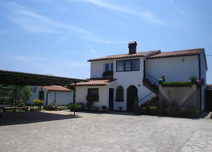 Nella Apartamento Šišan