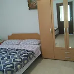 Nella