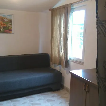 Apartman Nella *
